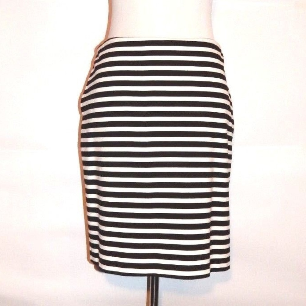 Merona Black White Stripe Modest Pencil Skirt